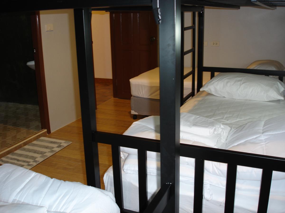 Rak Khun Hostel Chiang Mai Extérieur photo
