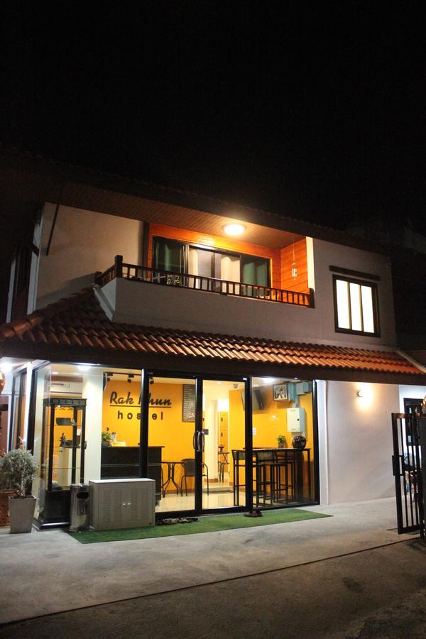 Rak Khun Hostel Chiang Mai Extérieur photo