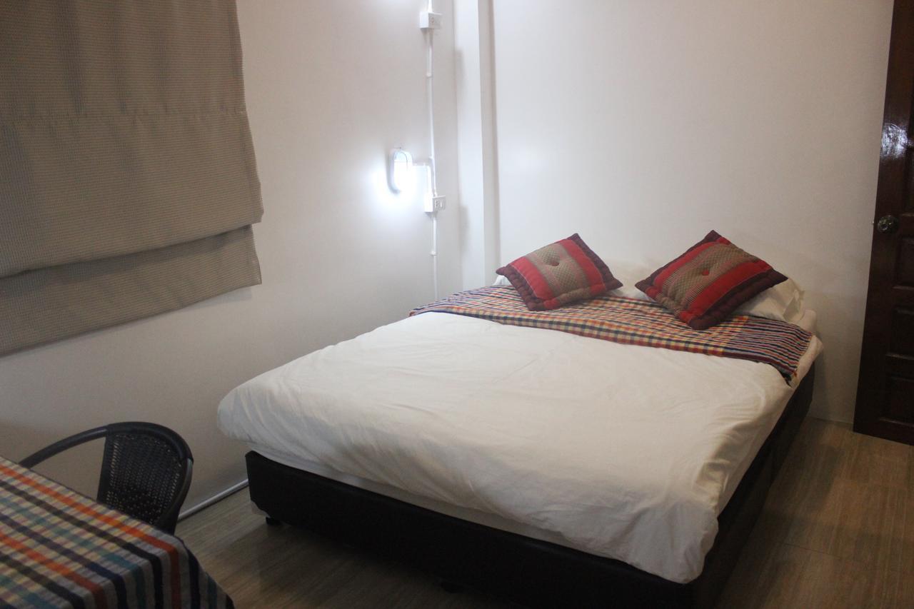 Rak Khun Hostel Chiang Mai Extérieur photo